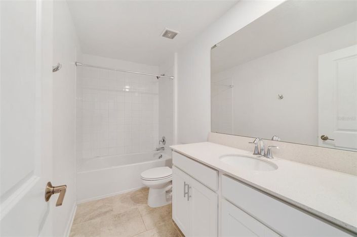 Image No.12-3 Bed Townhouse for sale