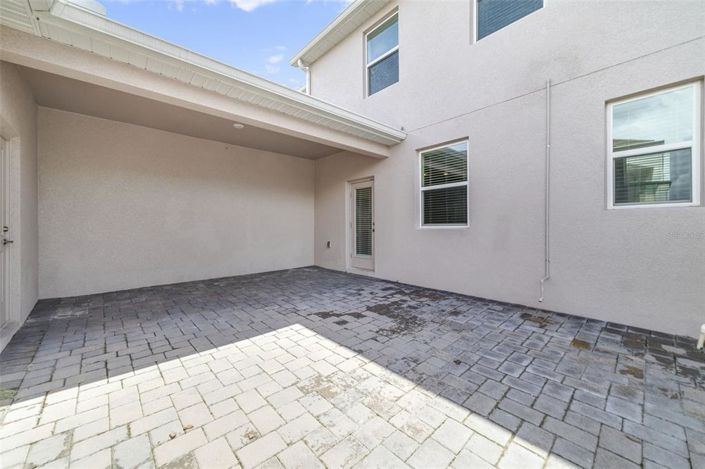 Image No.25-3 Bed Townhouse for sale