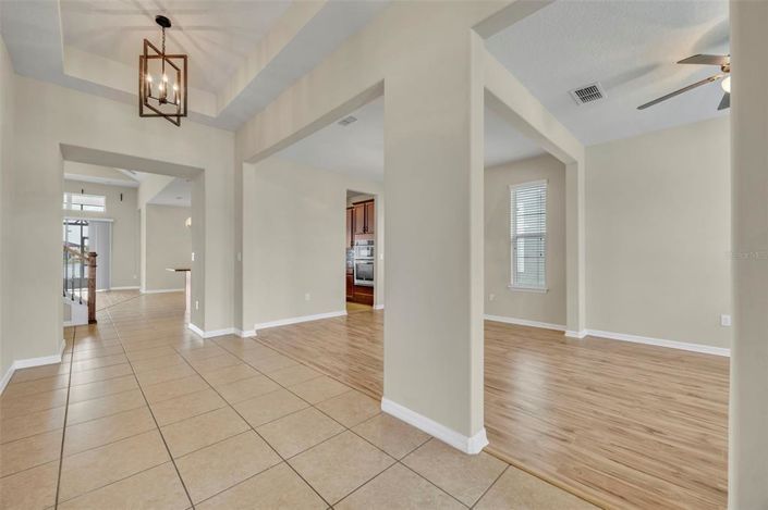 Image No.9-Propriété de 5 chambres à vendre à Kissimmee