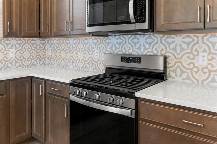 Image No.12-2 Bed Property for sale