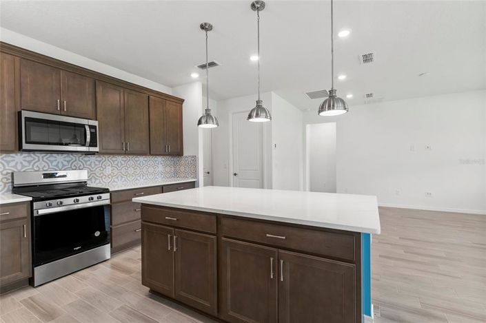 Image No.13-2 Bed Property for sale