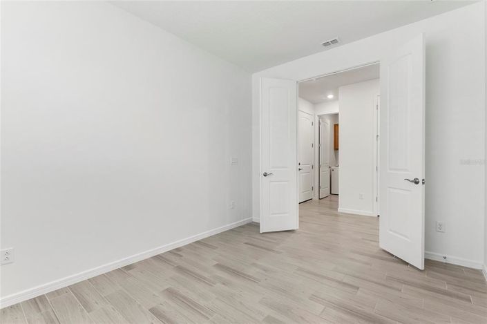 Image No.28-2 Bed Property for sale