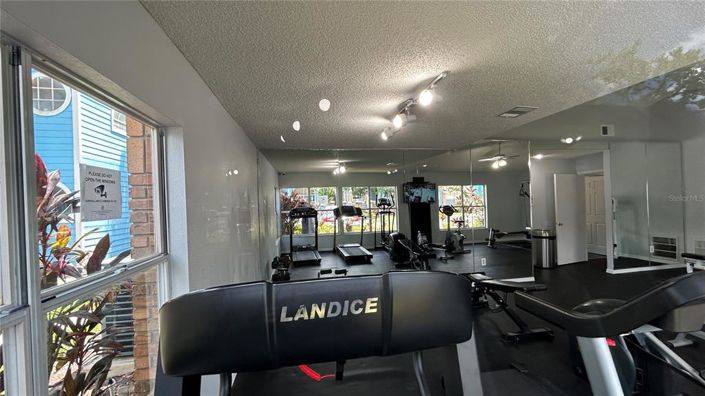 Image No.28-3 Bed Property for sale