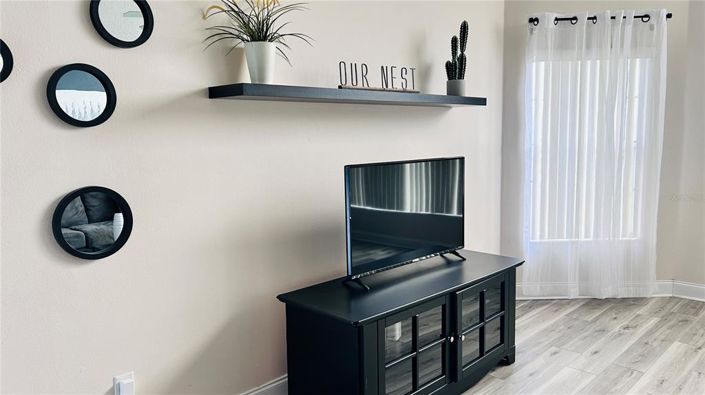 Image No.8-3 Bed Property for sale