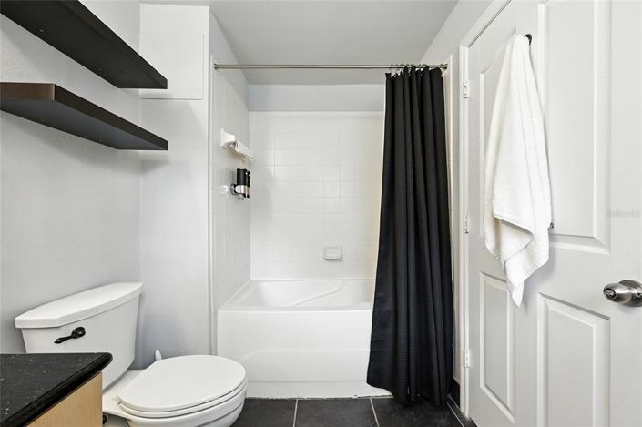 Image No.18-1 Bed Property for sale