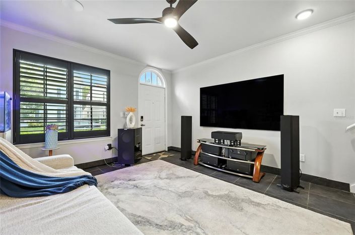 Image No.5-1 Bed Property for sale