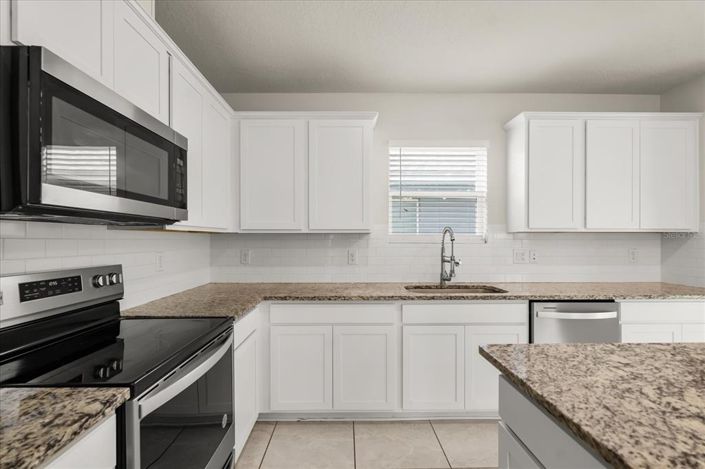 Image No.6-Propriété de 4 chambres à vendre à Kissimmee