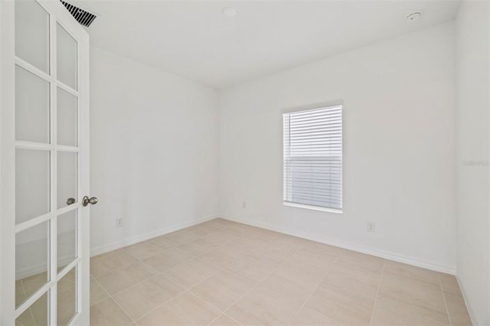 Image No.4-Propriété de 4 chambres à vendre à Davenport