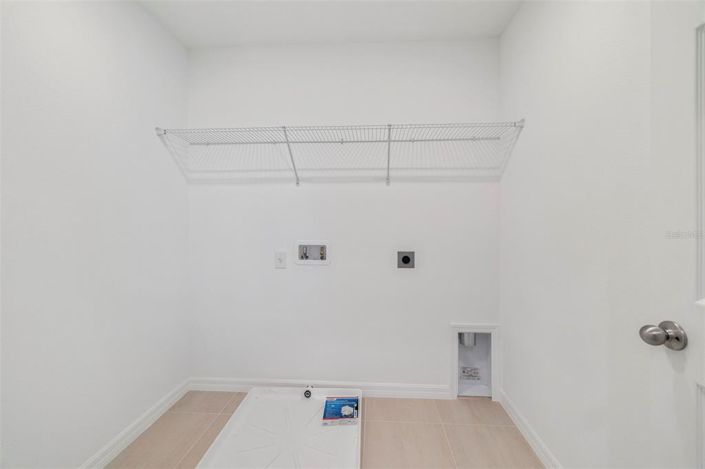 Image No.7-Propriété de 4 chambres à vendre à Davenport