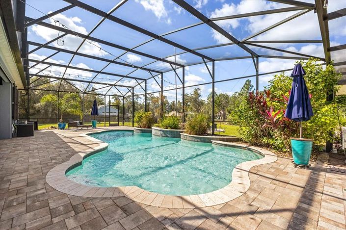 Image No.21-5 Bed Property for sale