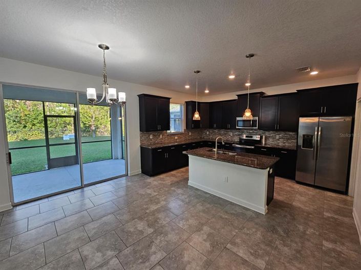 Image No.4-Propriété de 4 chambres à vendre à Kissimmee