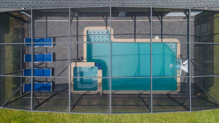 Image No.11-6 Bed Property for sale