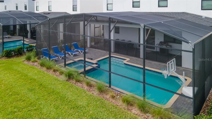 Image No.42-6 Bed Property for sale