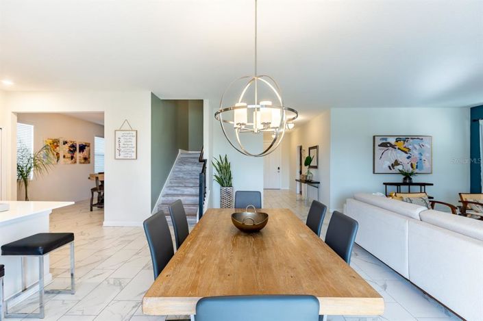 Image No.8-6 Bed Property for sale