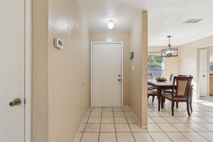 Image No.9-3 Bed House for sale