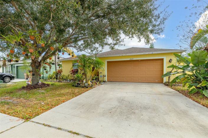 Image No.2-Propriété de 4 chambres à vendre à Kissimmee