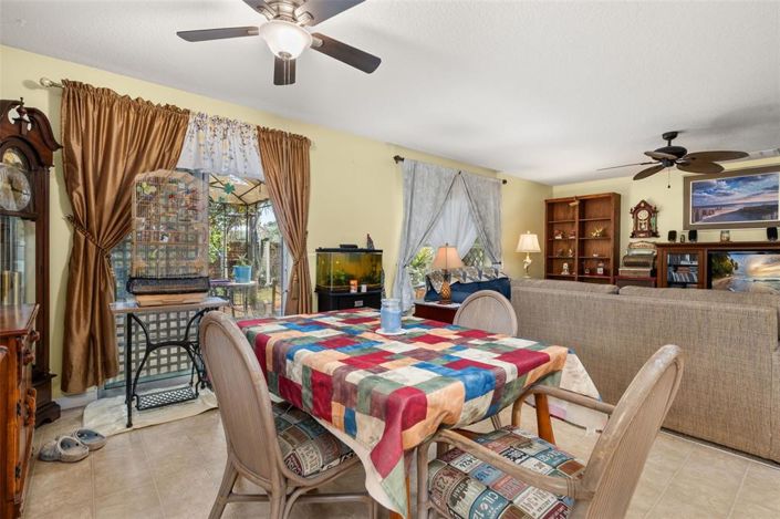 Image No.9-Propriété de 4 chambres à vendre à Kissimmee