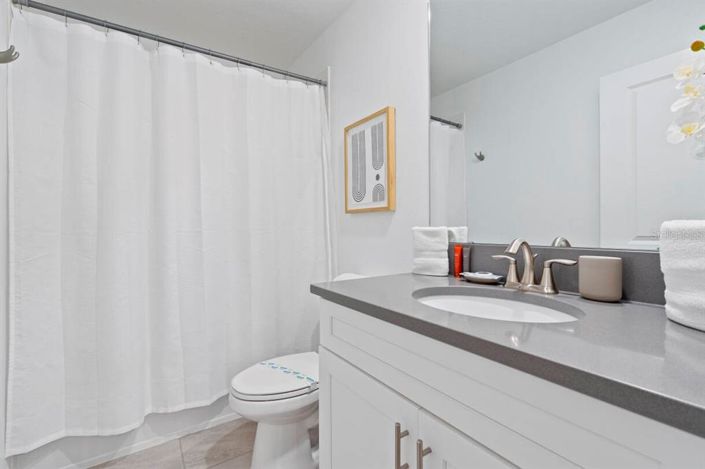 Image No.22-8 Bed Property for sale