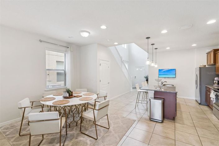 Image No.6-Propriété de 6 chambres à vendre à Kissimmee