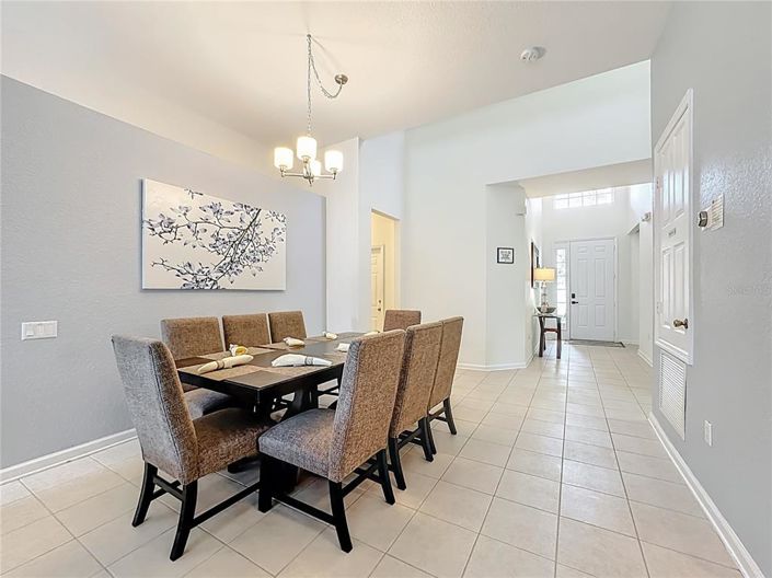 Image No.6-5 Bed House for sale