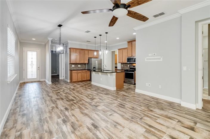 Image No.11-2 Bed Property for sale