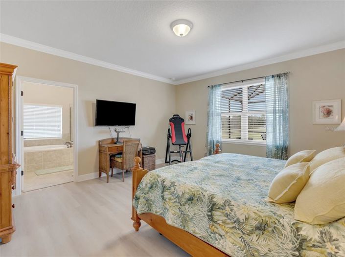 Image No.27-2 Bed Property for sale