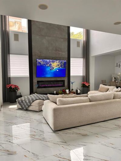 Image No.19-5 Bed House for sale