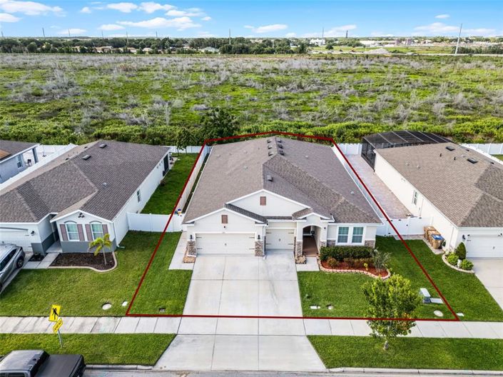 Image No.2-Propriété de 4 chambres à vendre à Kissimmee