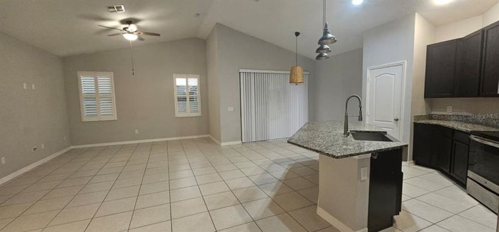 Image No.12-3 Bed Property for sale