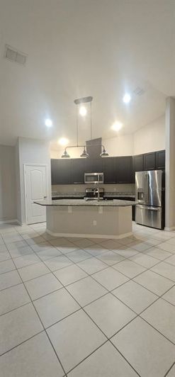 Image No.15-3 Bed Property for sale