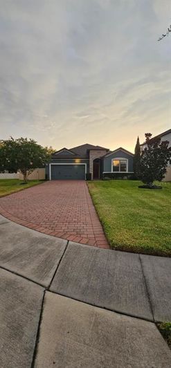 Image No.3-3 Bed Property for sale