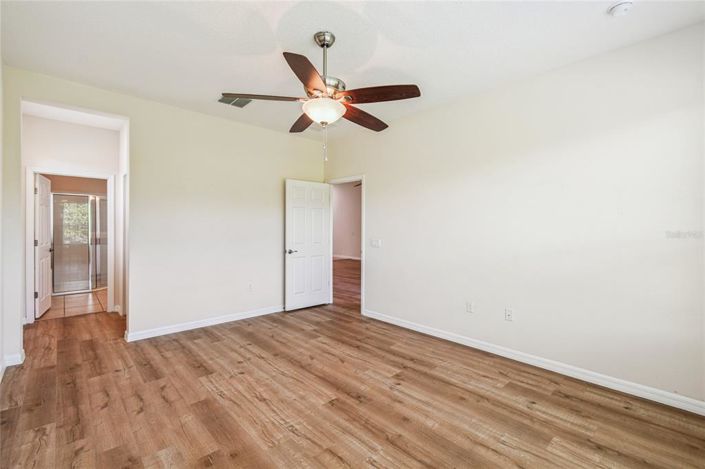 Image No.22-2 Bed Property for sale