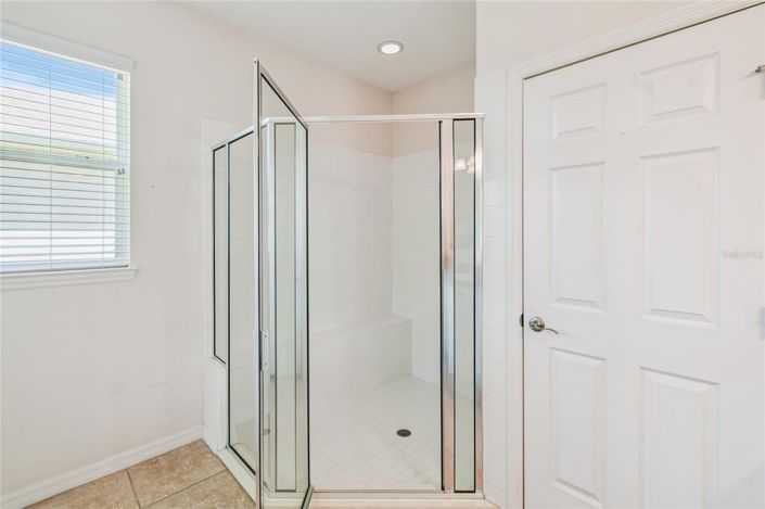 Image No.28-2 Bed Property for sale