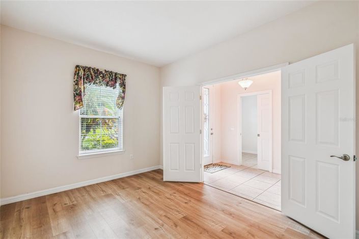 Image No.32-2 Bed Property for sale