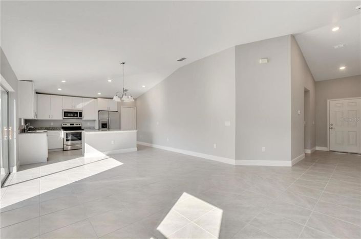 Image No.3-Propriété de 4 chambres à vendre à Kissimmee