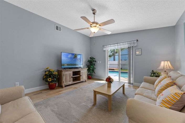 Image No.18-Propriété de 3 chambres à vendre à Kissimmee