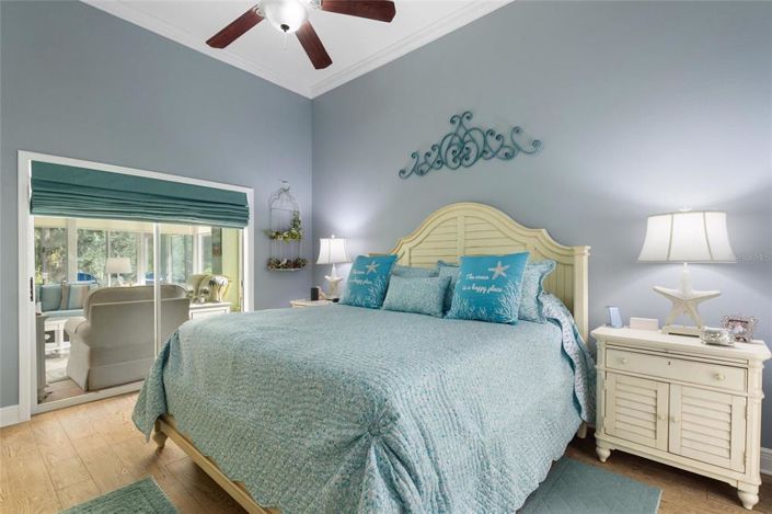 Image No.5-2 Bed House for sale