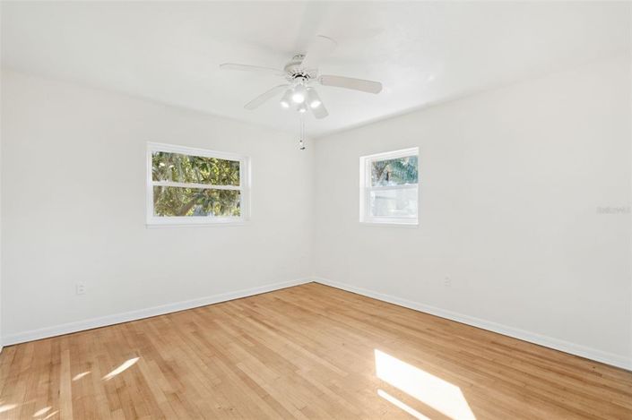 Image No.18-2 Bed Property for sale