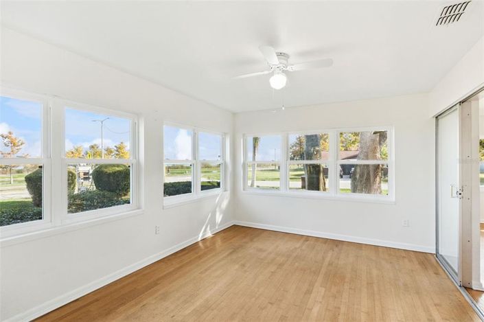 Image No.2-2 Bed Property for sale