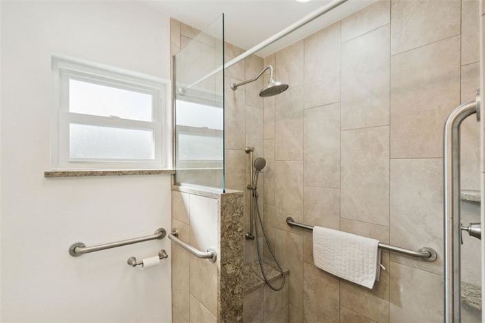 Image No.20-2 Bed Property for sale