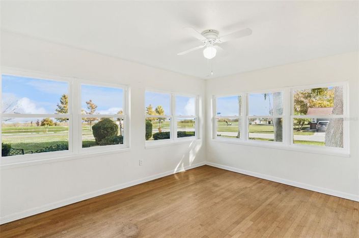 Image No.3-2 Bed Property for sale