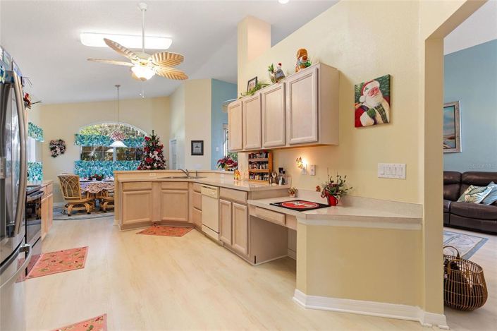 Image No.16-3 Bed House for sale