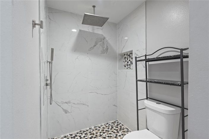 Image No.16-2 Bed Property for sale