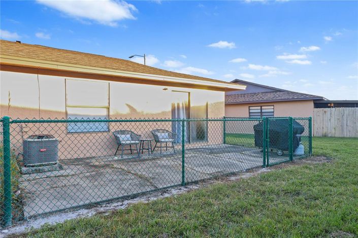 Image No.20-2 Bed Property for sale