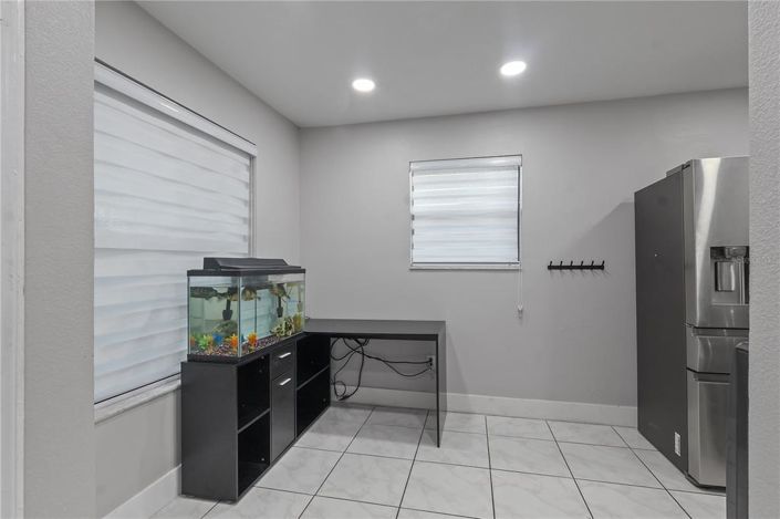 Image No.4-2 Bed Property for sale