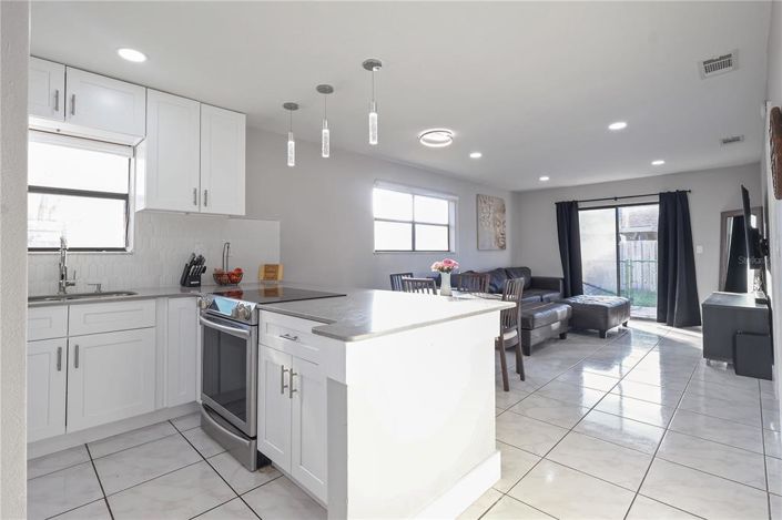 Image No.6-2 Bed Property for sale