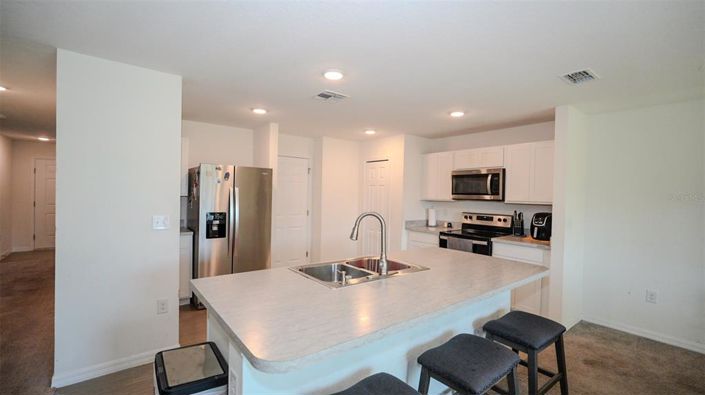 Image No.4-Propriété de 4 chambres à vendre à Kissimmee