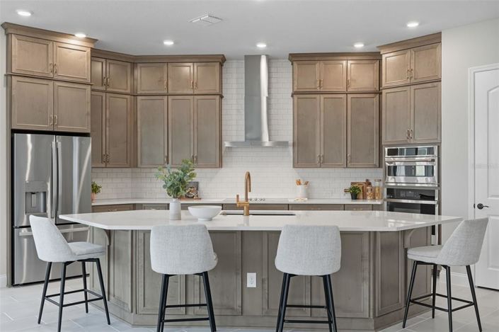 Image No.8-4 Bed Property for sale