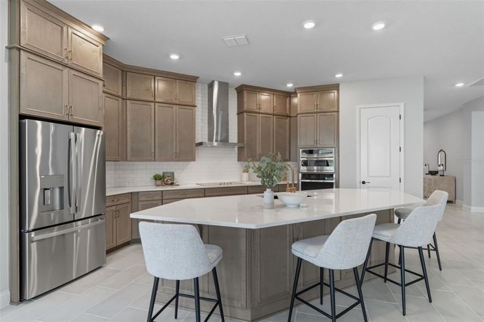 Image No.9-4 Bed Property for sale