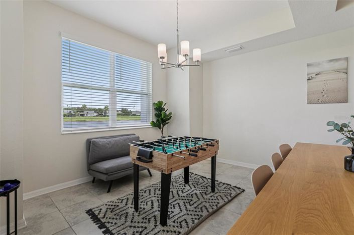 Image No.14-2 Bed Property for sale